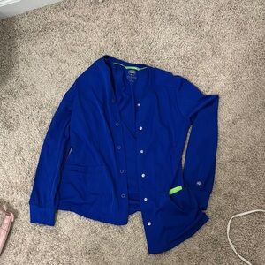 Women’s scrub jacket size small used healing hands